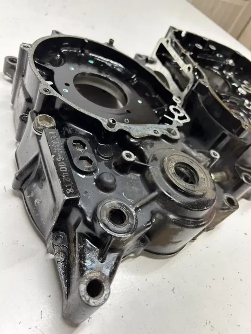 1983 83 Honda XR500R Xr 500 R xr OEM GOOD! Crankcase Cases Case Engine Motor