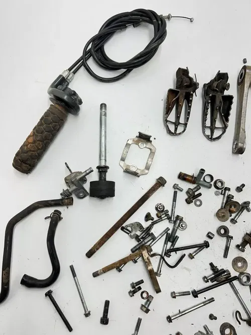 2002 02 Honda CRF450R Crf 450 r OEM LOT Bolt Cover Mount Linkage Bracket Gear