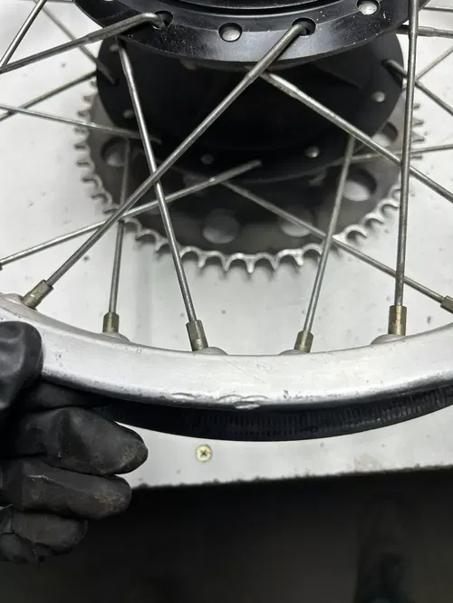 1979 79 Honda XR500 Xr 500 OEM GOOD! Rear Back Wheel Rim Hub Drum 2.50 X 18