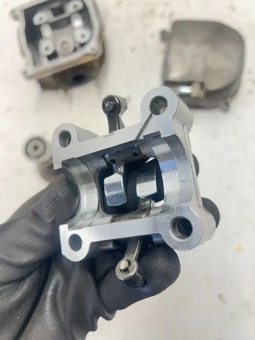 04 2004 Arctic Cat 90 4 Stroke OEM Cylinder Head Cam Valve Cover Engine Motor