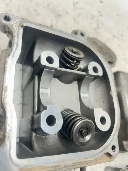 04 2004 Arctic Cat 90 4 Stroke OEM Cylinder Head Cam Valve Cover Engine Motor