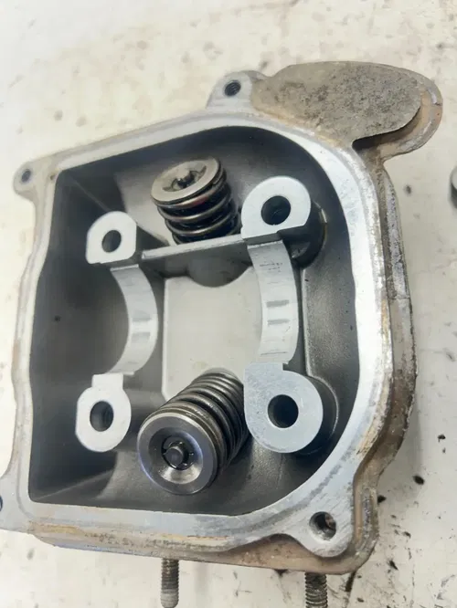 04 2004 Arctic Cat 90 4 Stroke OEM Cylinder Head Cam Valve Cover Engine Motor