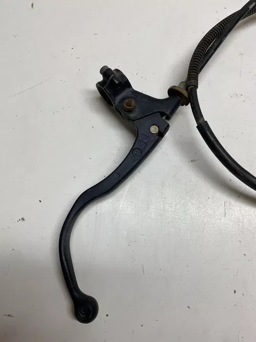 1990 90 Yamaha Blaster 200 YSF GOOD Clutch Cable Perch Lever Hanger Mount