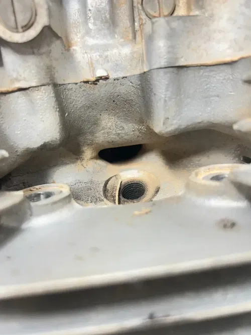 85 1985 Honda Fourtrax TRX250 Trx 250 OEM Cylinder Head Cap Cam Valve Cover READ