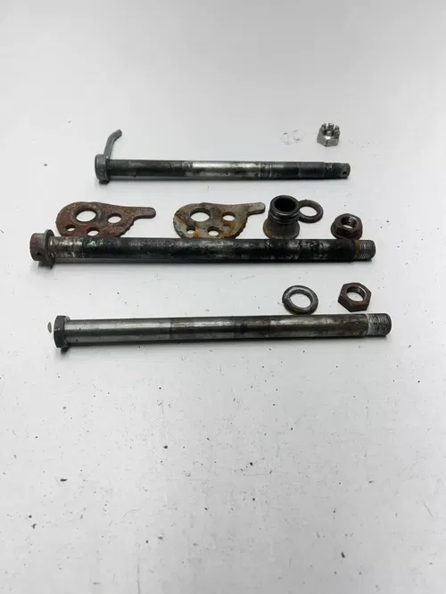1977 77 Yamaha IT250 it 250 D OEM Front Rear Axle Swing Arm Pivot Bolt Tensioner