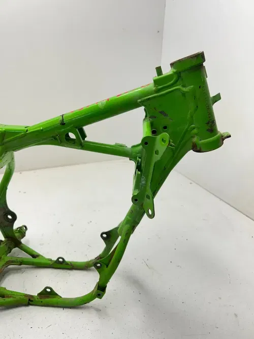 2002 02 Kawasaki KX65 Kx 65 -A Green Main Frame Chassis Steel GOOD THREADS! BOS!