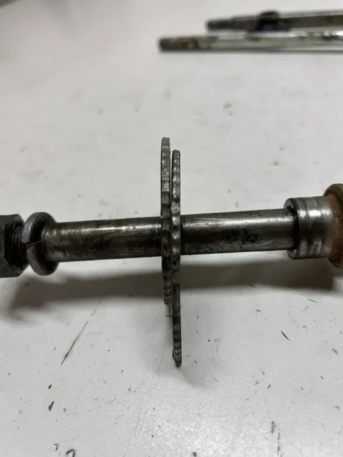 2002 02 Honda Xr200r xr 200 r Front Rear Back Axle Shaft Spacer Swingarm Bolt