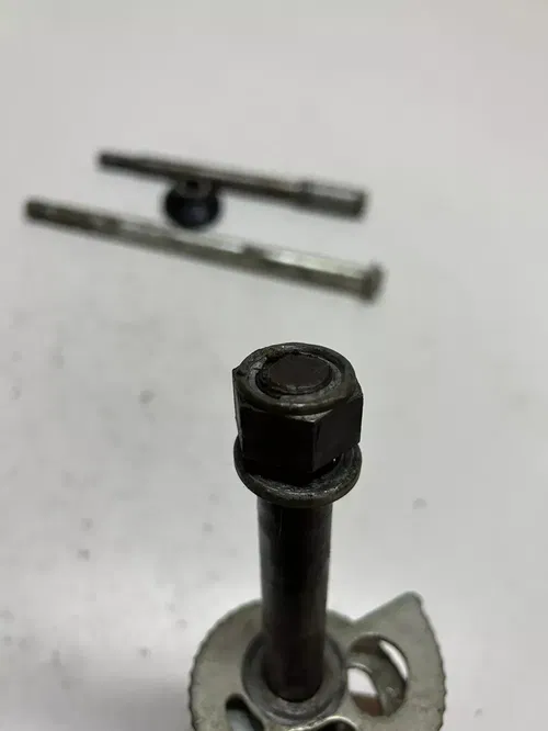 2002 02 Honda Xr200r xr 200 r Front Rear Back Axle Shaft Spacer Swingarm Bolt