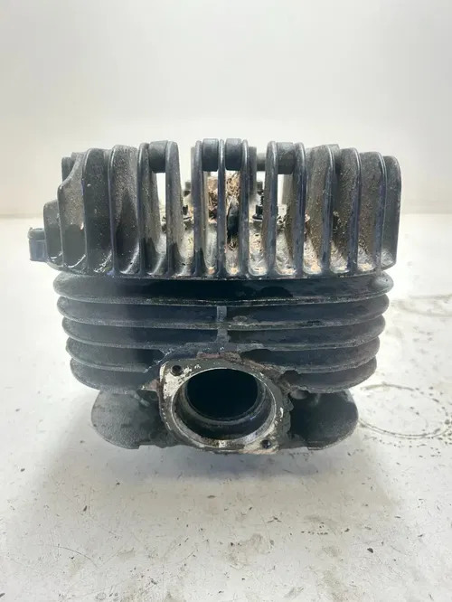 80 1980 Suzuki Ds 250 DS250 OEM LOT Cylinder Jug Piston Head Dome Top Read 70.1