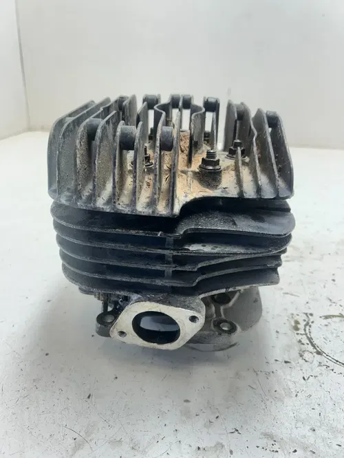 80 1980 Suzuki Ds 250 DS250 OEM LOT Cylinder Jug Piston Head Dome Top Read 70.1