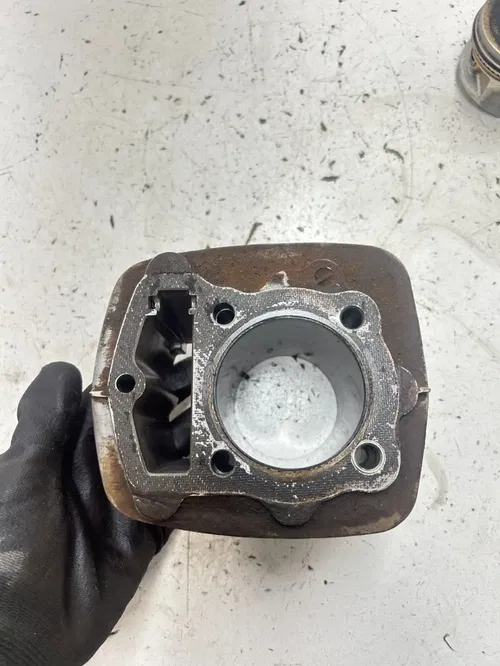 84 1984 Honda Fourtrax Trx200 TRX 200 OEM Engine Cylinder Head Piston Jug READ