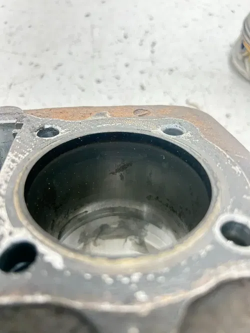 84 1984 Honda Fourtrax Trx200 TRX 200 OEM Engine Cylinder Head Piston Jug READ