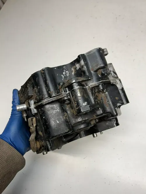 1987 87 YAMAHA TW 200 TW200 DAMAGE! Case Cases Crankcase Engine Motor READ DESCR