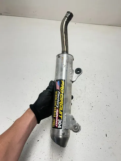 03 2003 Honda CR250R Cr 250 r 2 Stroke Pro Circuit 304 Exhaust Muffler Silencer