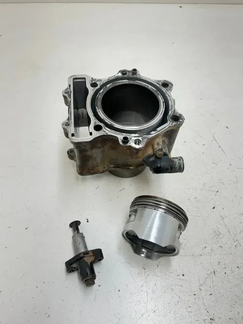 97 1997 Kawasaki Prairie 400 KVF400a 4x4 OEM Engine Cylinder Piston Jug Sleeve