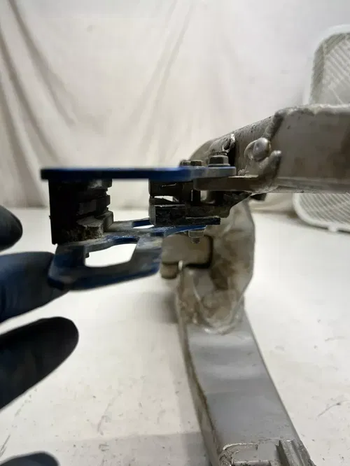 2001 01 YAMAHA YZ250F yz 250 f Swingarm Swing Arm Linkage Dog Bone READ DESCRIP