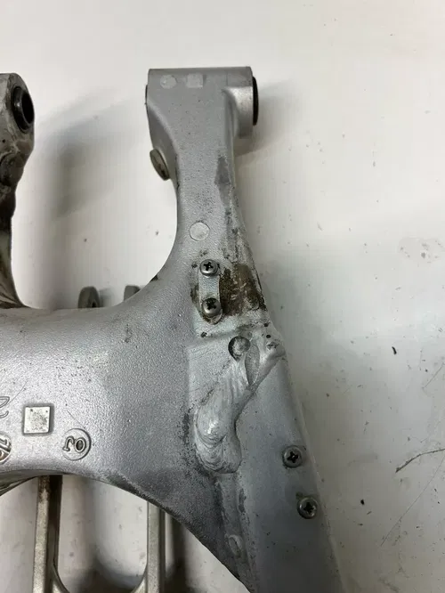 2001 01 YAMAHA YZ250F yz 250 f Swingarm Swing Arm Linkage Dog Bone READ DESCRIP
