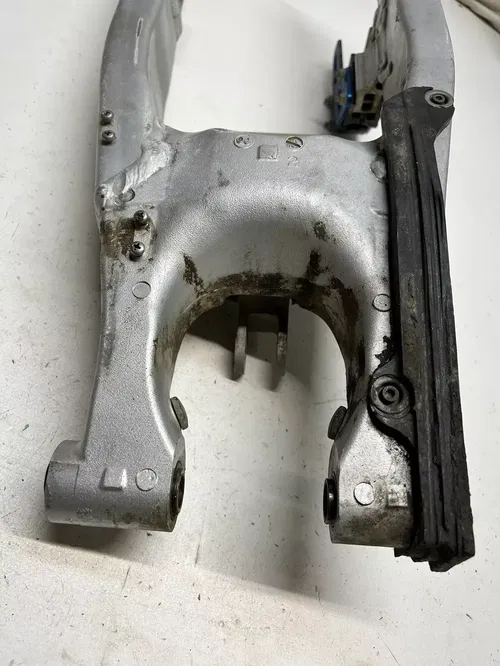 2001 01 YAMAHA YZ250F yz 250 f Swingarm Swing Arm Linkage Dog Bone READ DESCRIP