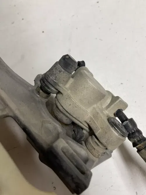 2005 05 Honda CRF250R crf250r GOOD Rear Back Brake Caliper Master Line Free Ship