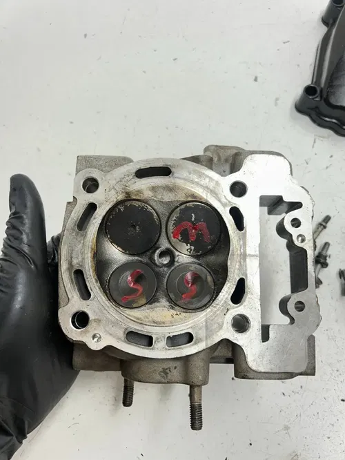 24 2024 Can-Am HD10 Defender Commander OEM Front Rear Cylinder Head Cam Rocker ￼