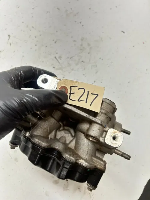 24 2024 Can-Am HD10 Defender Commander OEM Front Rear Cylinder Head Cam Rocker ￼