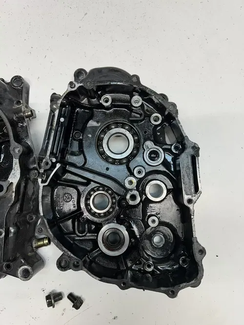 84 1984 HONDA XR350R xr 350 r OEM Crankcase Cases Case Engine Motor READ DESCRIP