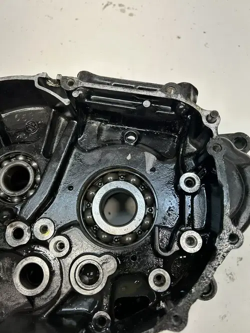 84 1984 HONDA XR350R xr 350 r OEM Crankcase Cases Case Engine Motor READ DESCRIP