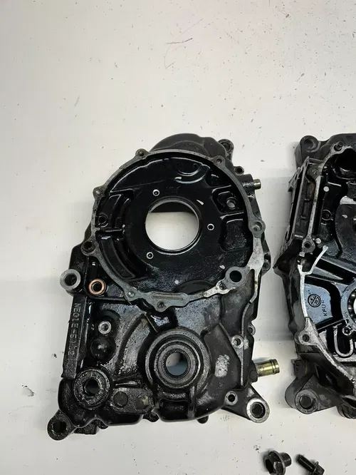 84 1984 HONDA XR350R xr 350 r OEM Crankcase Cases Case Engine Motor READ DESCRIP