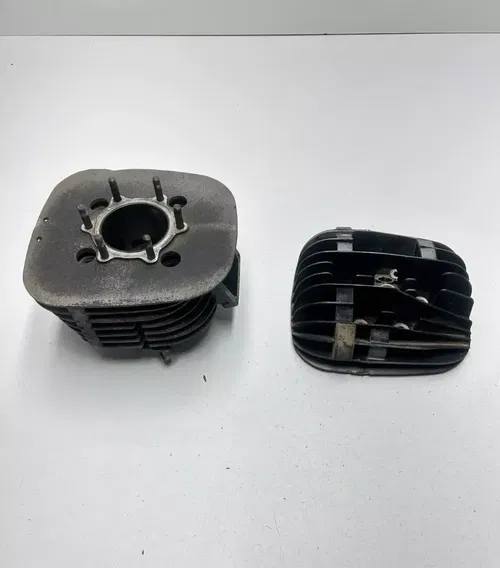 1977 77 Yamaha IT250 it 250 D OEM Cylinder Head Jug Sleeve Cap Dome READ DESC