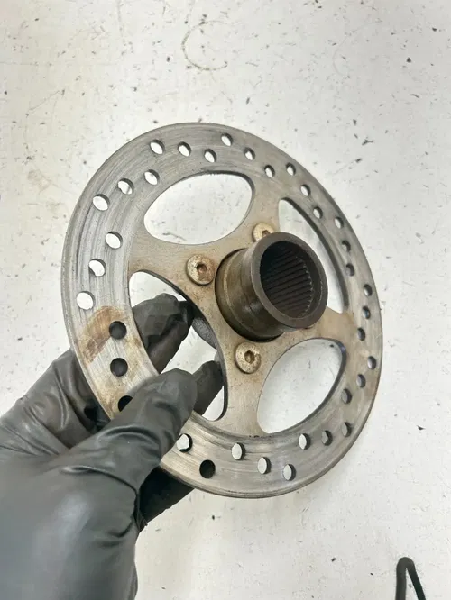 05 2005 Yamaha YFZ450R Yfz 450 r OEM GOOD Rear Back Brake Disc Rotor Hub Mount
