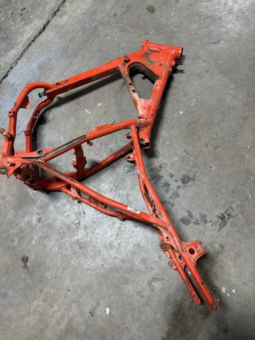85 1985 Honda XR350R xr 350 r OEM Main Frame Body Assembly Chassis READ DESCRIPT