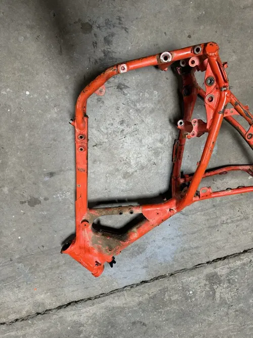 85 1985 Honda XR350R xr 350 r OEM Main Frame Body Assembly Chassis READ DESCRIPT