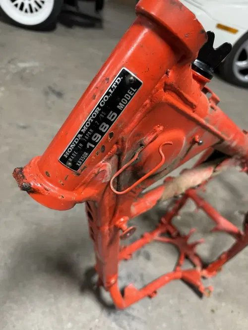 85 1985 Honda XR350R xr 350 r OEM Main Frame Body Assembly Chassis READ DESCRIPT