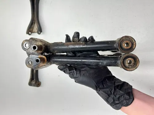 1999 99 Arctic Cat 300 4x4 OEM Rear Back A Arm L R Control Arms