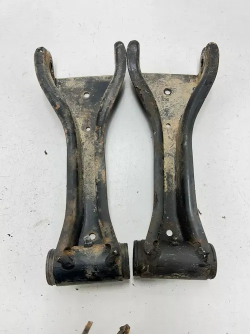 1999 99 Arctic Cat 300 4x4 OEM Rear Back A Arm L R Control Arms