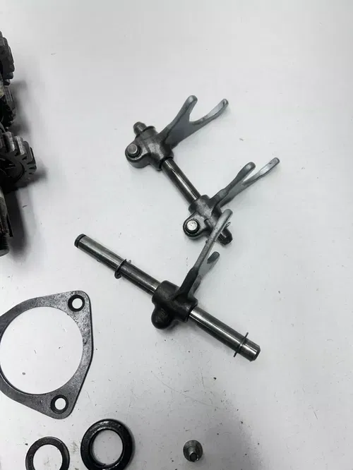 1977 77 Yamaha IT250 it 250 D OEM Trans Transmission Gear Shaft Fork Drum Fork