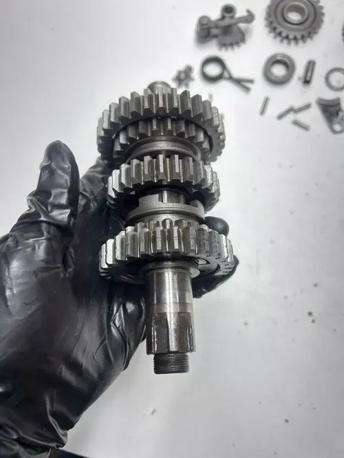 1977 77 Yamaha IT250 it 250 D OEM Trans Transmission Gear Shaft Fork Drum Fork