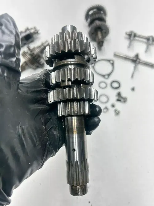 1977 77 Yamaha IT250 it 250 D OEM Trans Transmission Gear Shaft Fork Drum Fork
