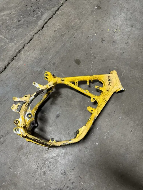 94 Honda CR80R Cr 80 r OEM VERY DAMAGED! Main Frame Body Assembly Chassis READ