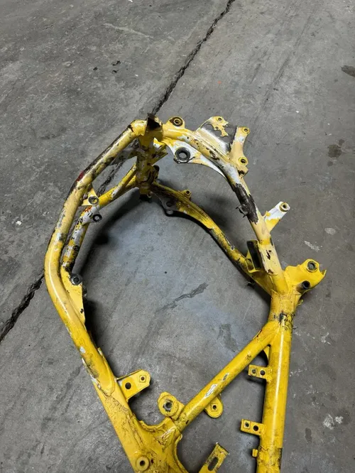 94 Honda CR80R Cr 80 r OEM VERY DAMAGED! Main Frame Body Assembly Chassis READ