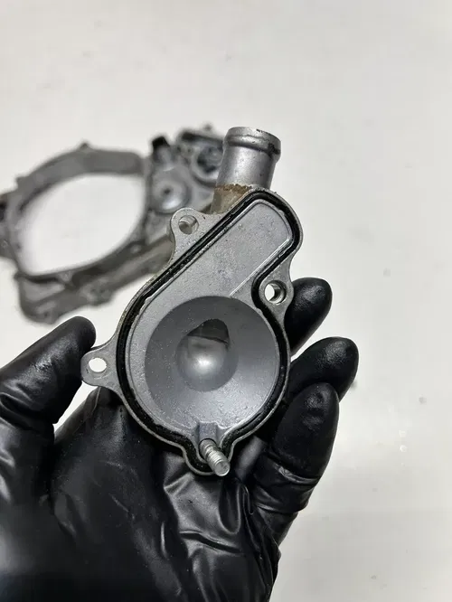 2002 02 Honda CRF450R Crf 450 r OEM LOT GOOD! Clutch Cover Case Water Pump Cap
