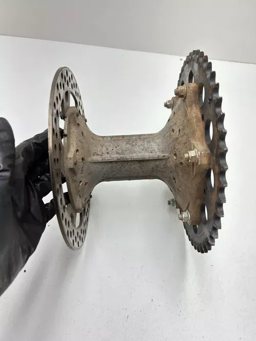 1998 98 Yamaha Yz250 YZ 250 2T OEM Rear Hub Back Wheel Brake Drum Rotor Sprocket