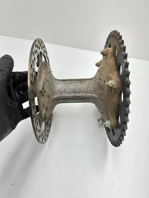 1998 98 Yamaha Yz250 YZ 250 2T OEM Rear Hub Back Wheel Brake Drum Rotor Sprocket