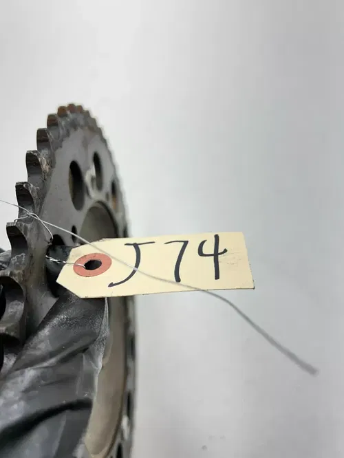 1998 98 Yamaha Yz250 YZ 250 2T OEM Rear Hub Back Wheel Brake Drum Rotor Sprocket