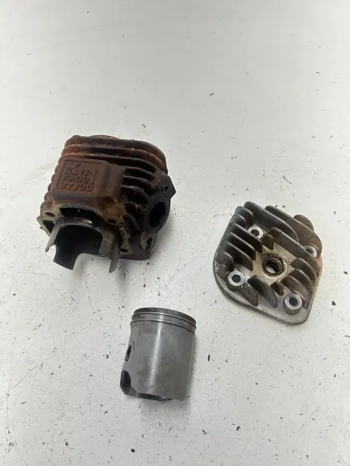 05 2005 Polaris Predator 90 2 Stroke OEM LOT Cylinder Jug Piston Head Dome Top