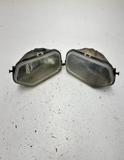 20 2010 Polaris Ranger 800 XP 4x4 OEM Headlight Head Light Lights BULBS UNTESTED