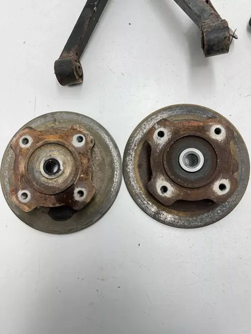 1999 99 Arctic Cat 300 4x4 OEM  Left Right Front A Arms Knuckle Hub Steering