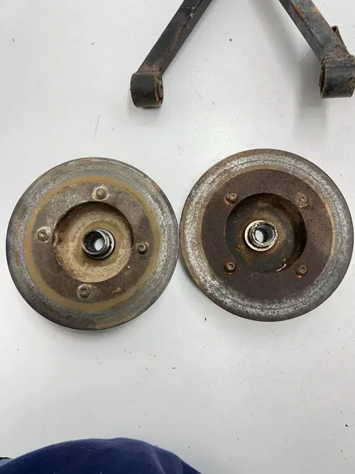 1999 99 Arctic Cat 300 4x4 OEM  Left Right Front A Arms Knuckle Hub Steering
