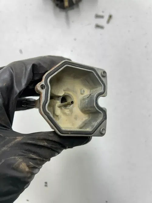 98 1998 Honda Xr400r XR 400 R OEM Carb Carburetor Bowl Body Assembly