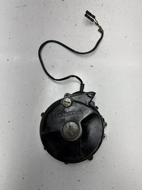 85 1985 Honda XR350R xr 350 r OEM GOOD! Stator Ignition Case Cover Cap